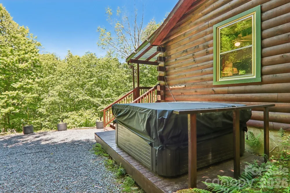 152 Trails End Lane Maggie Valley, NC 28751