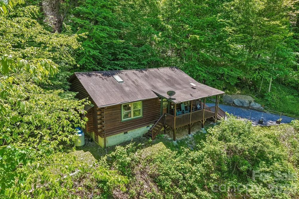 152 Trails End Lane Maggie Valley, NC 28751