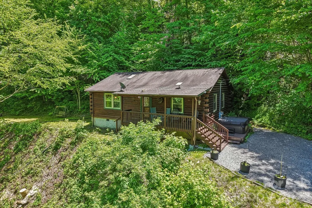 152 Trails End Lane Maggie Valley, NC 28751
