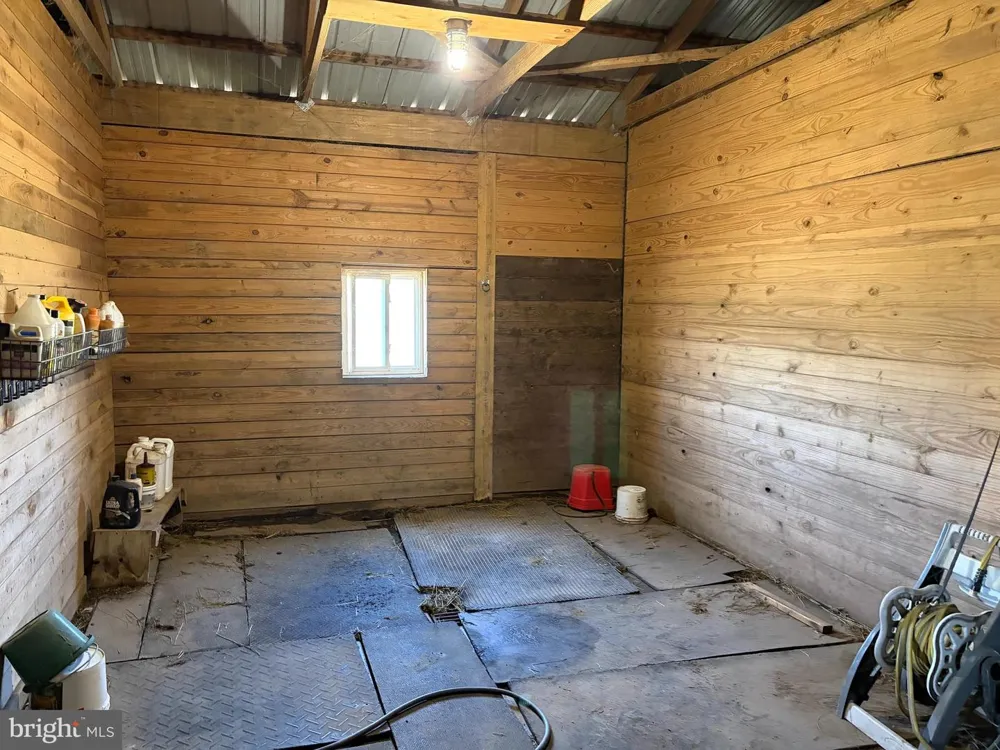 2472 BIGLERVILLE ROAD Gettysburg, PA 17325
