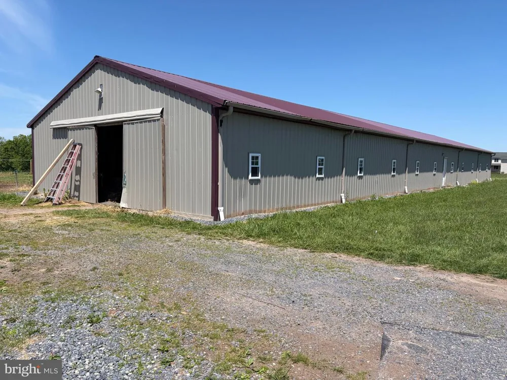 2472 BIGLERVILLE ROAD Gettysburg, PA 17325