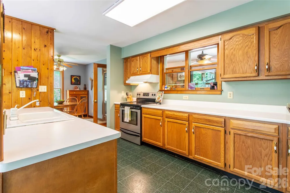 658 Tilley Creek Road Cullowhee, NC 28723
