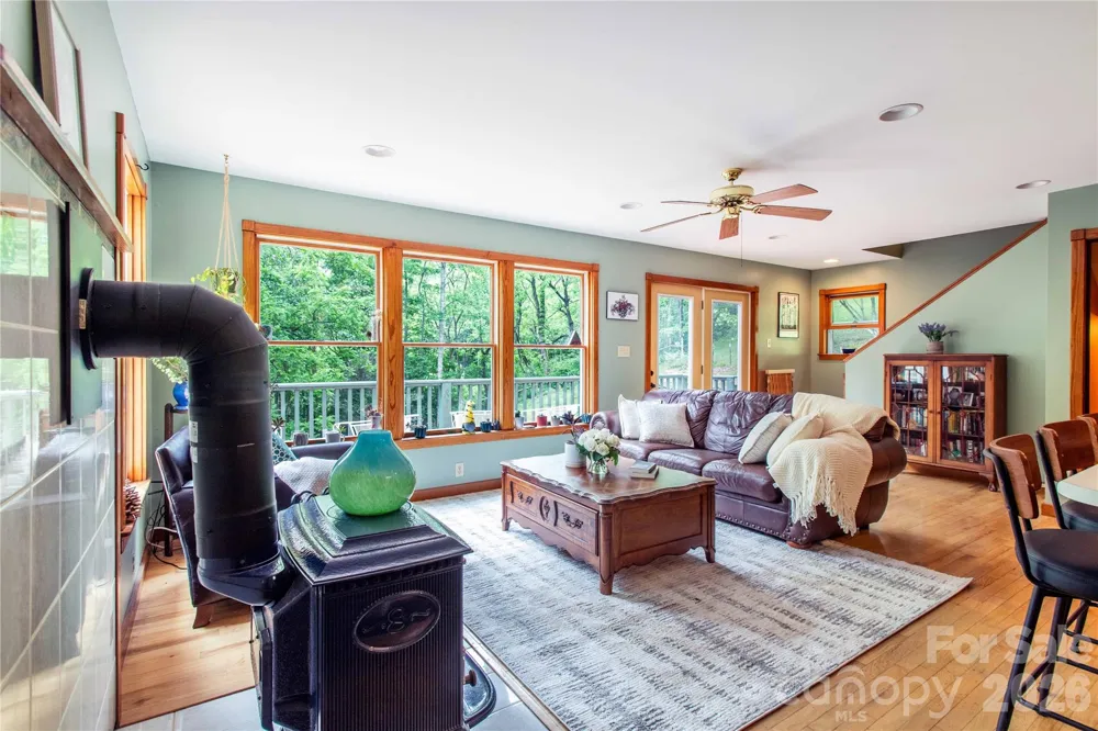 658 Tilley Creek Road Cullowhee, NC 28723