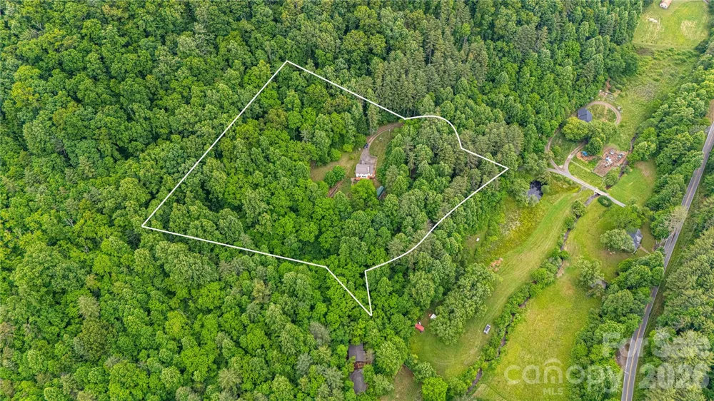 658 Tilley Creek Road Cullowhee, NC 28723