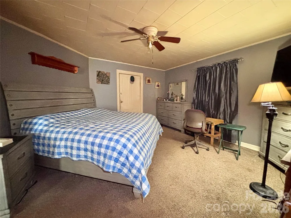 126 West Street Ellenboro, NC 28040