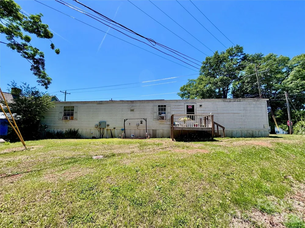 126 West Street Ellenboro, NC 28040