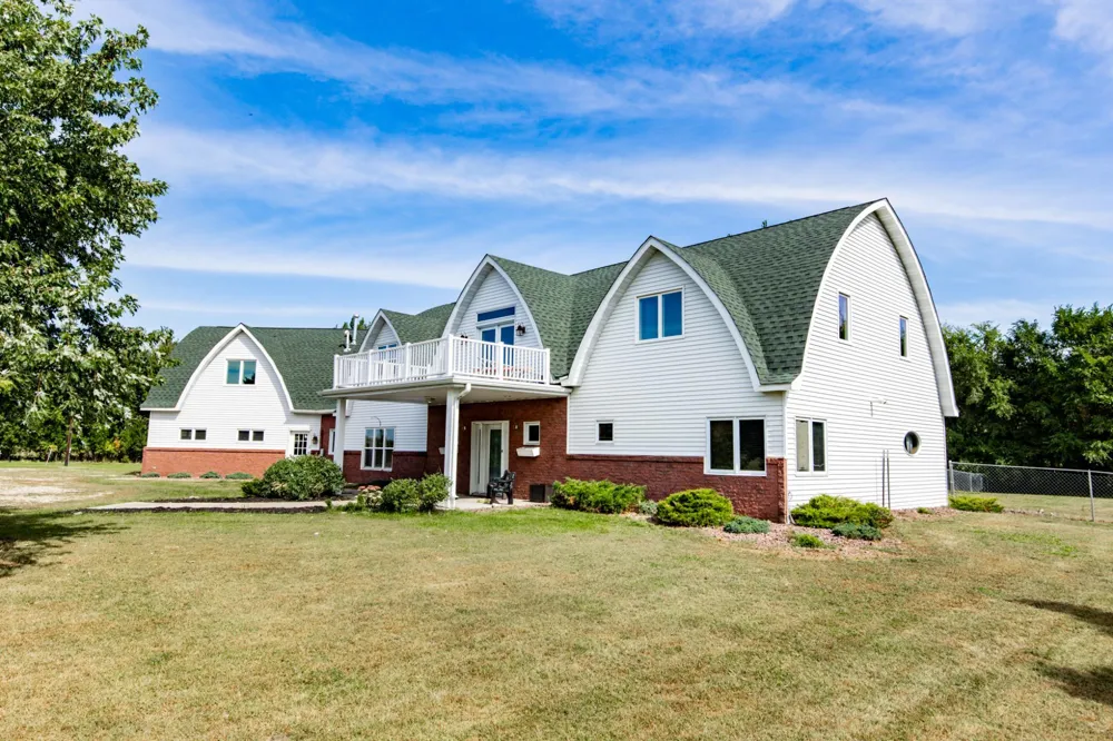 7770 Highway 18 Wyndmere, ND 58081