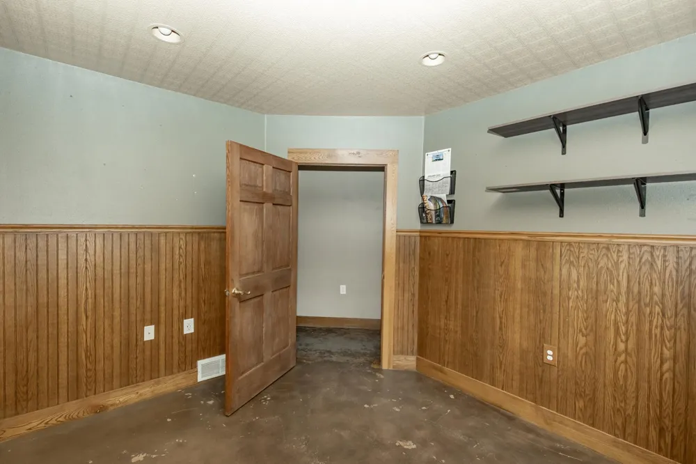 7770 Highway 18 Wyndmere, ND 58081
