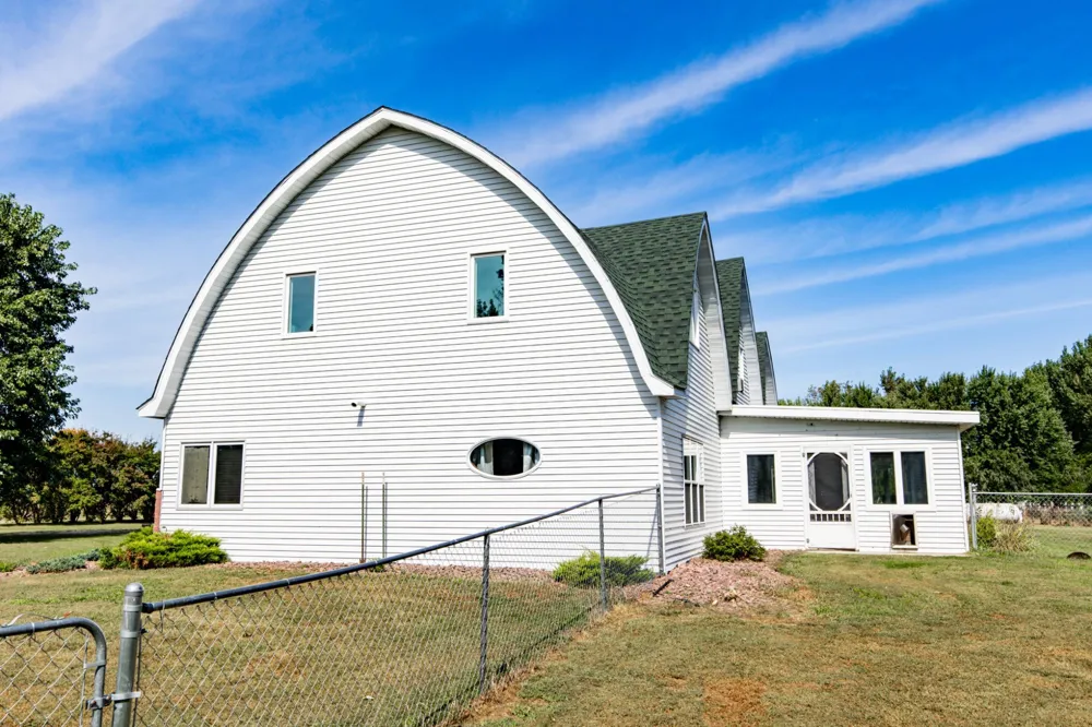 7770 Highway 18 Wyndmere, ND 58081