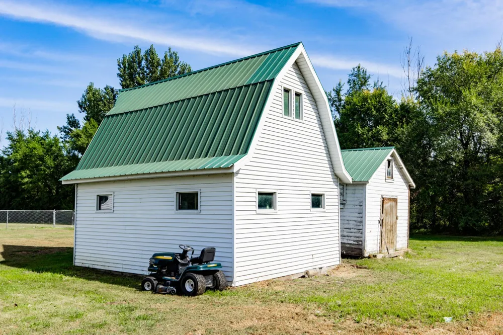7770 Highway 18 Wyndmere, ND 58081