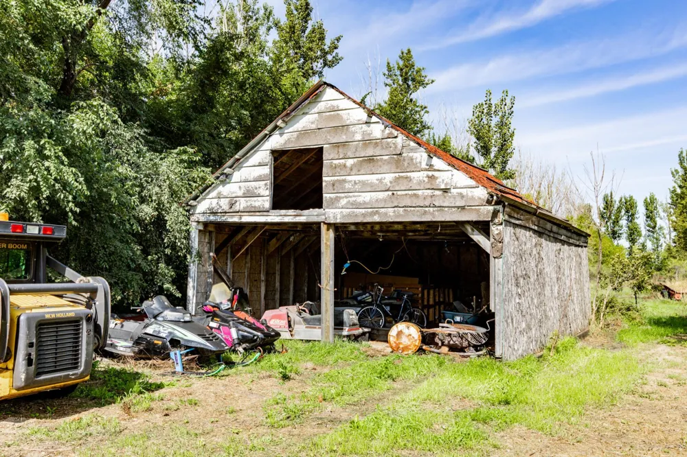 7770 Highway 18 Wyndmere, ND 58081
