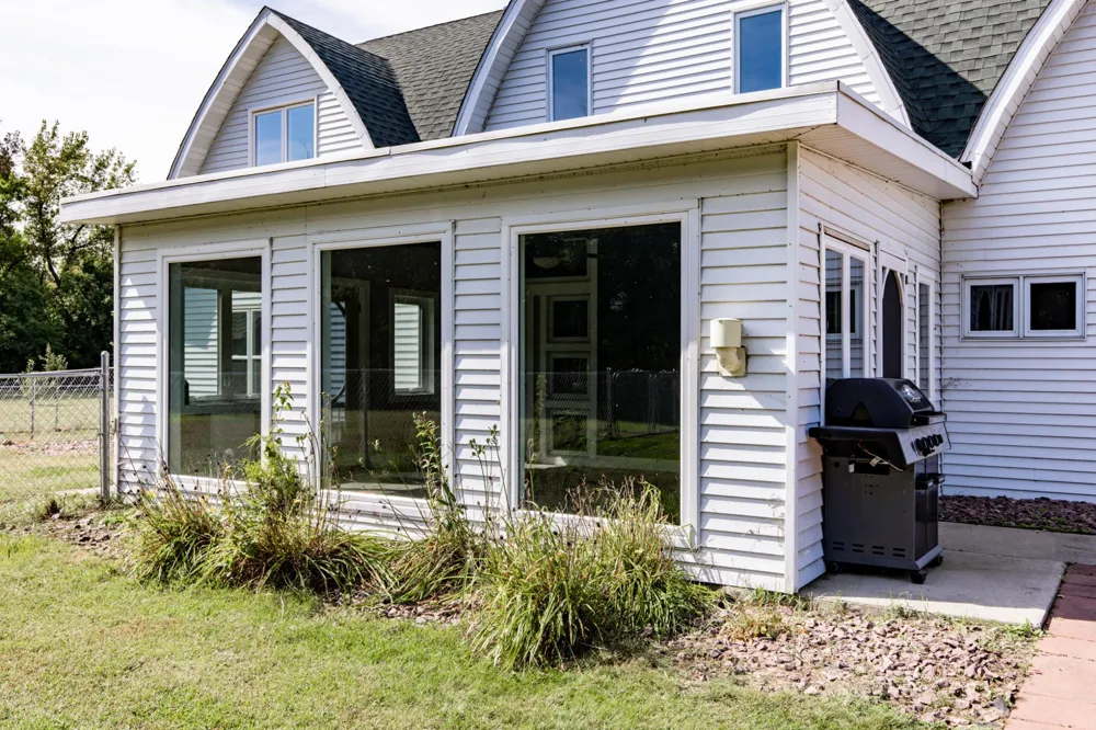 7770 Highway 18 Wyndmere, ND 58081