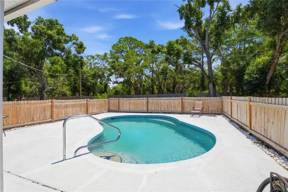 73 SAINT LUCIE AVENUE Sarasota, FL 34232