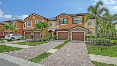 20310 LAGENTE CIRCLE