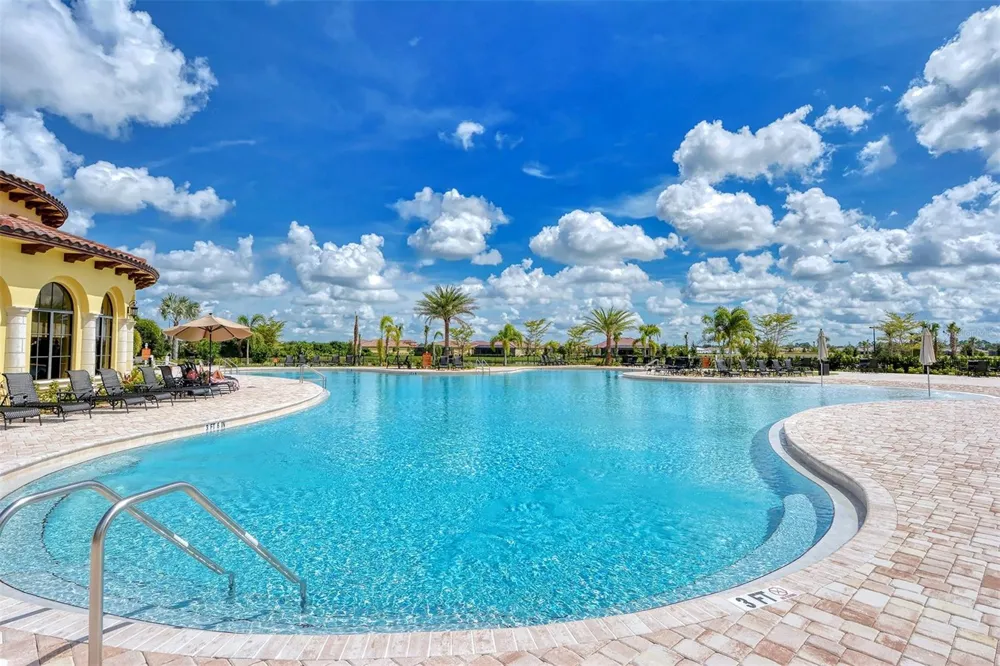 20310 LAGENTE CIRCLE Venice, FL 34293