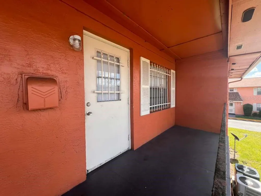 1665 W OAK RIDGE ROAD #C Orlando, FL 32809