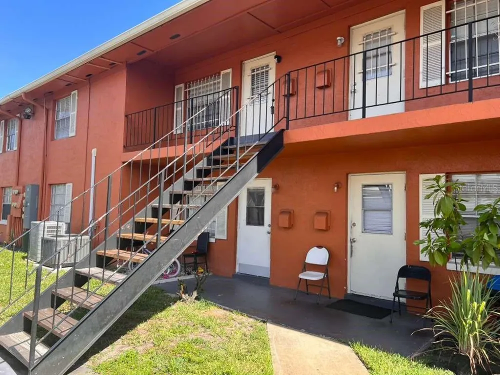 1665 W OAK RIDGE ROAD #C Orlando, FL 32809