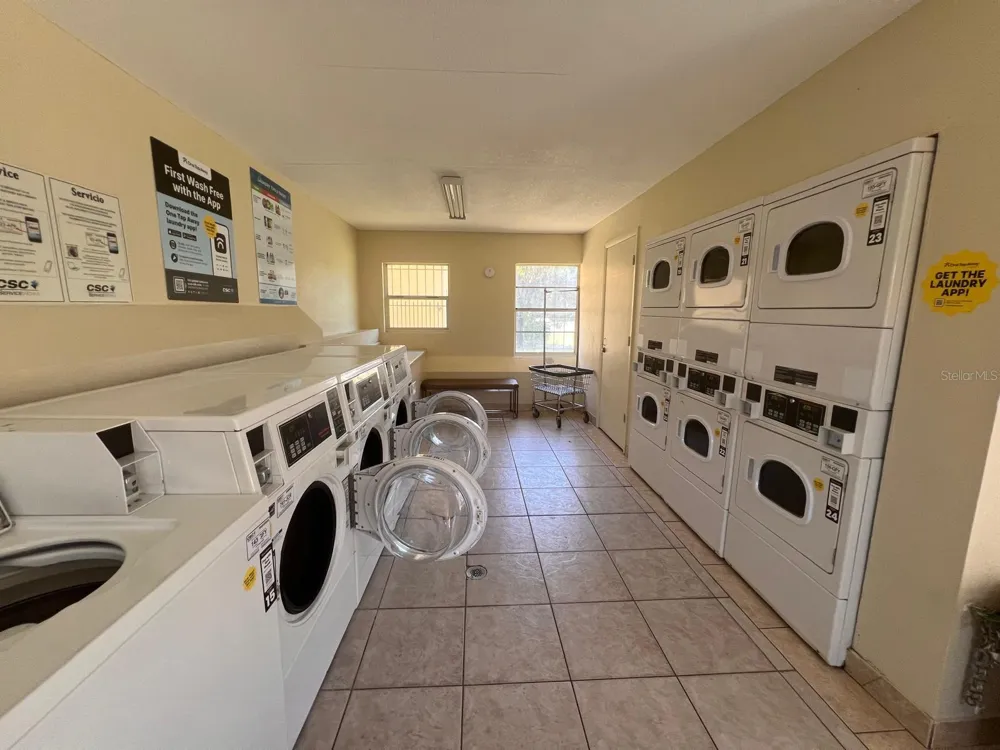 1665 W OAK RIDGE ROAD #C Orlando, FL 32809