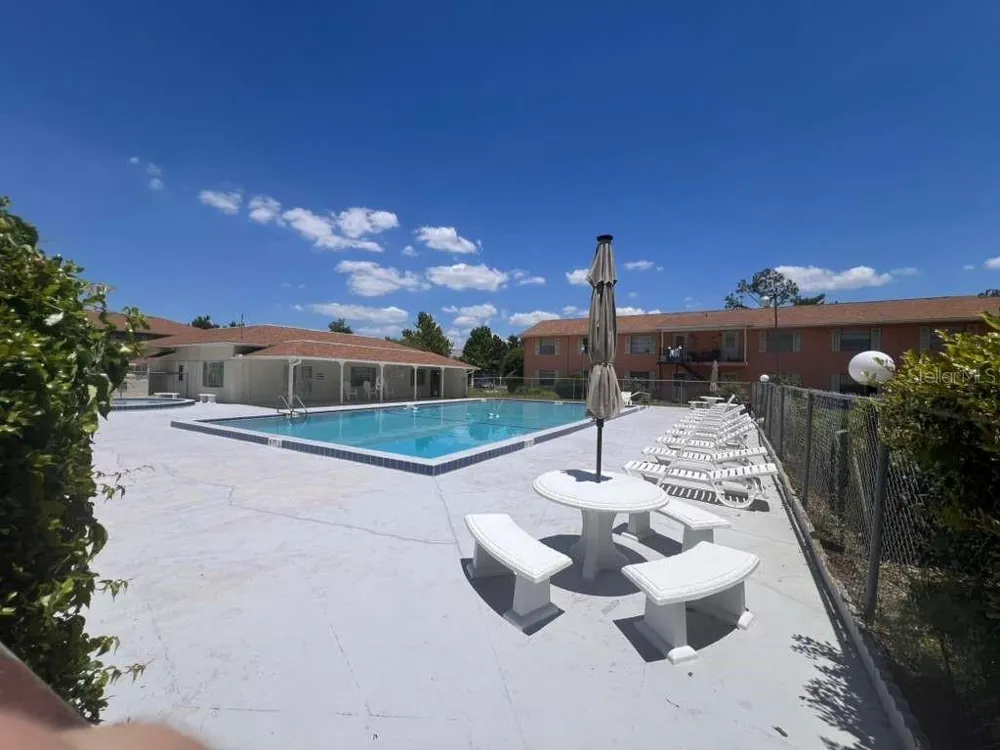1665 W OAK RIDGE ROAD #C Orlando, FL 32809