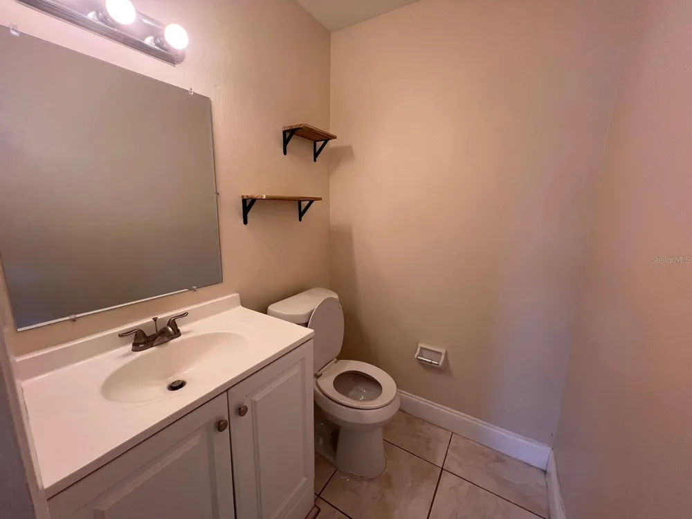 1665 W OAK RIDGE ROAD #C Orlando, FL 32809