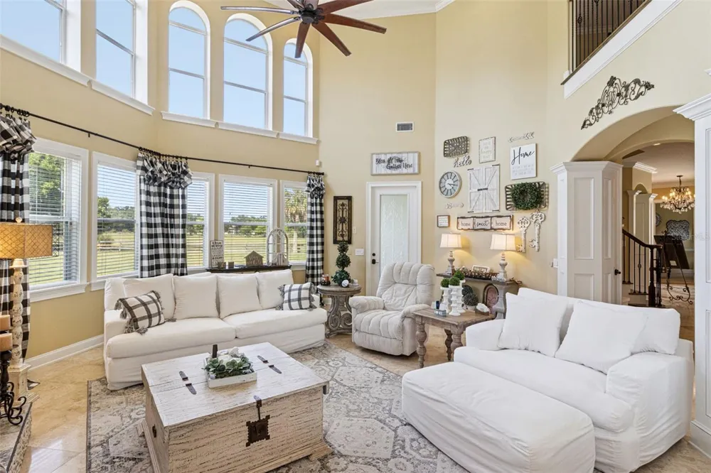 4524 STONE WALL LANE Plant City, FL 33567