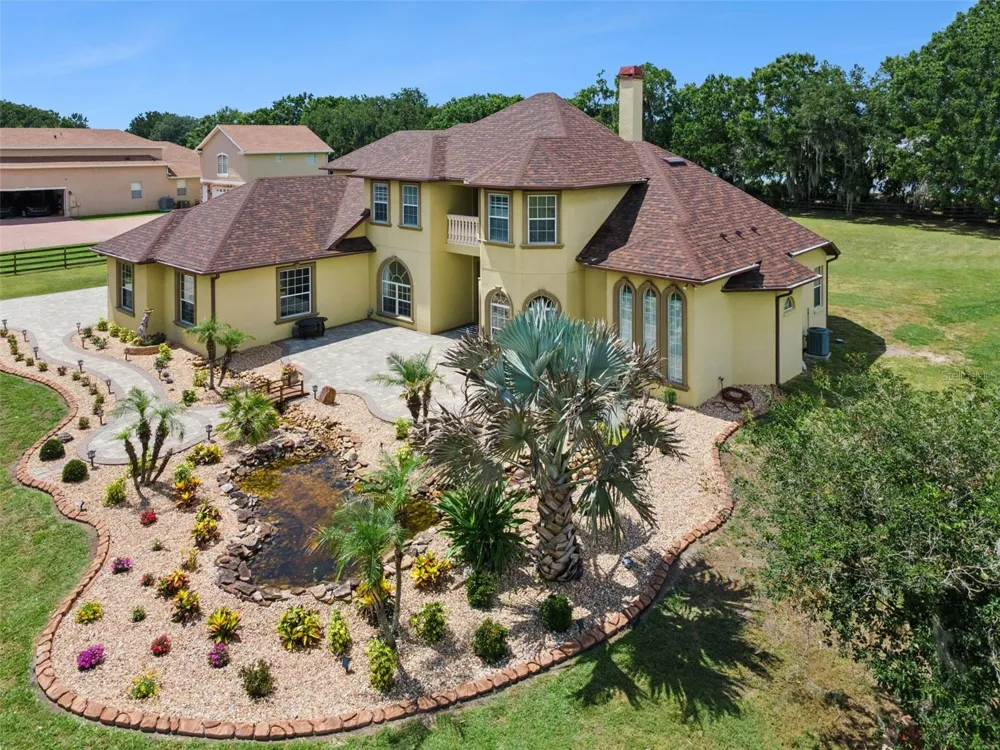 4524 STONE WALL LANE Plant City, FL 33567