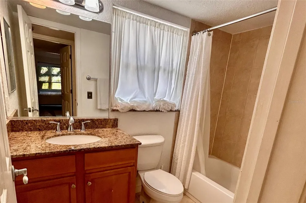 972 LA COSTA CIRCLE #3 Sarasota, FL 34237