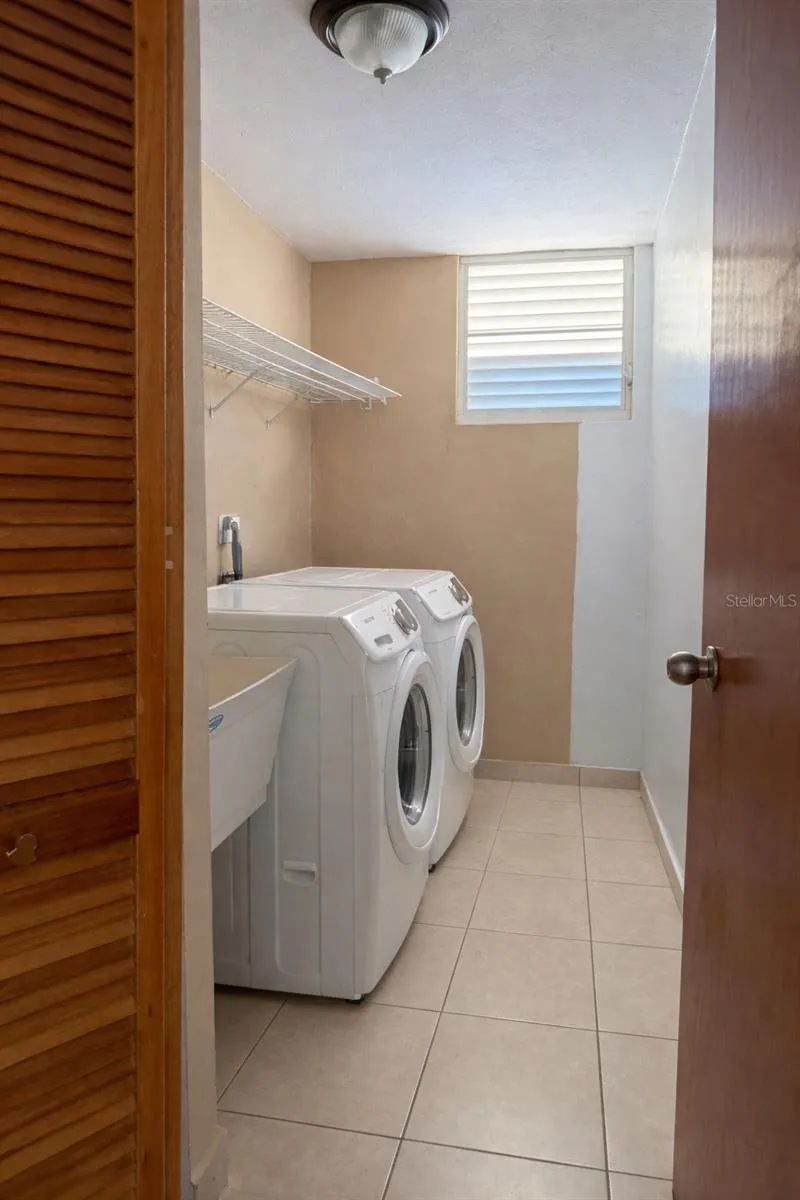 2623 CALLE PALMA DE SIERRA Ponce, PR 00728