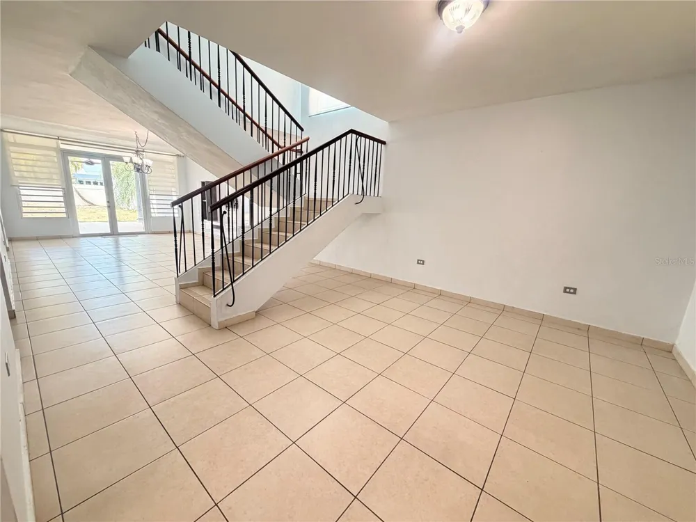 2623 CALLE PALMA DE SIERRA Ponce, PR 00728