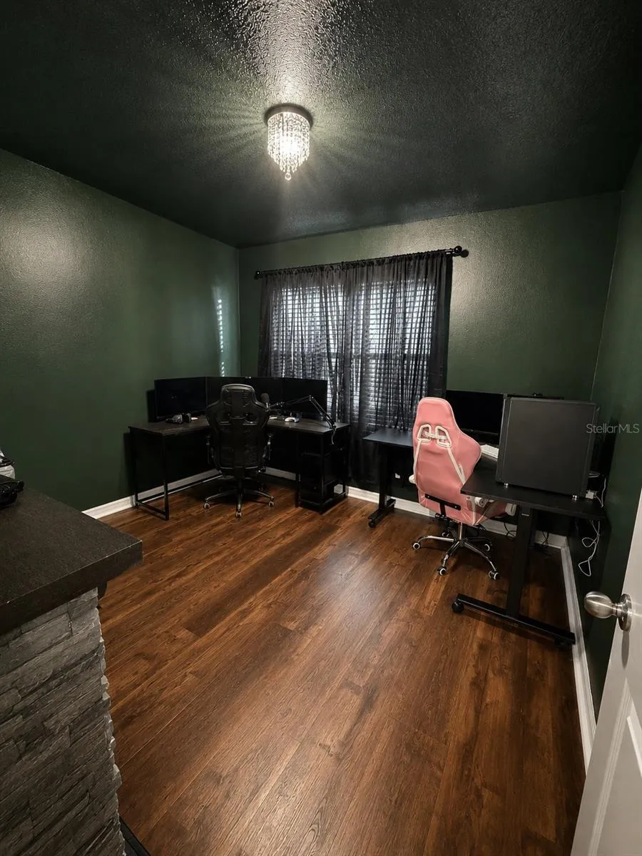 9902 SE 37TH TERRACE Belleview, FL 34420