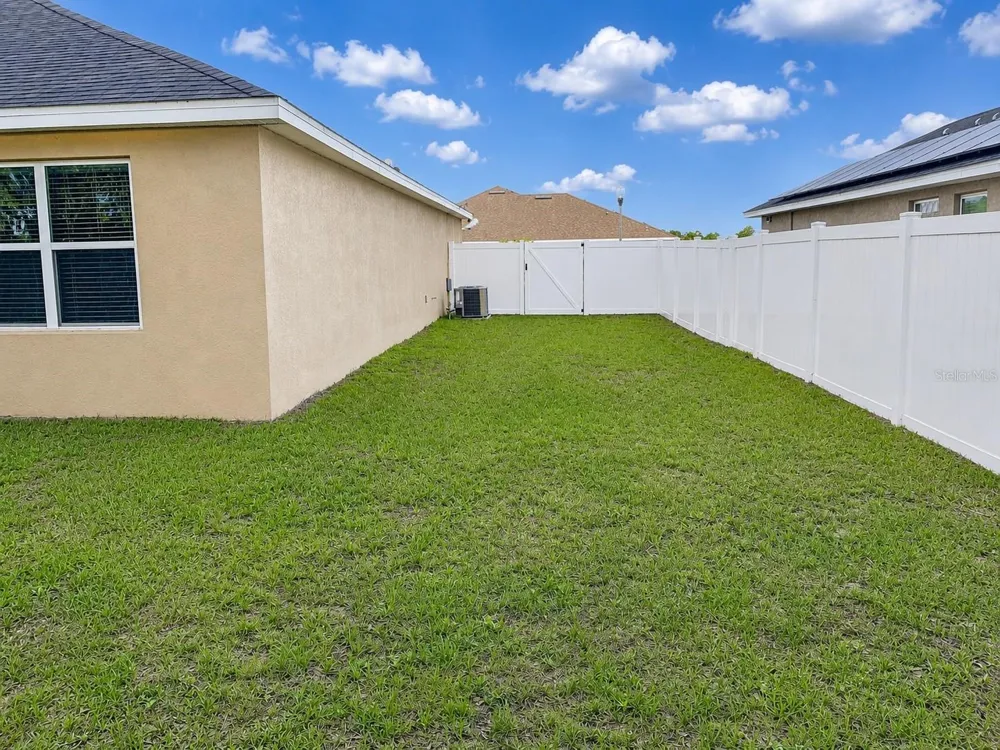 9902 SE 37TH TERRACE Belleview, FL 34420