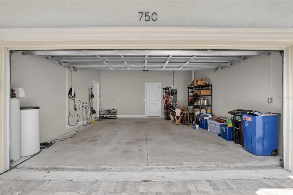750 GRAND CYPRESS LANE Tarpon Springs, FL 34689