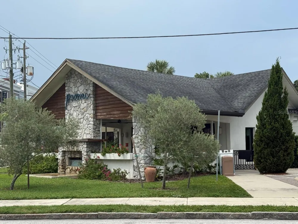 1715 W CARMEN STREET Tampa, FL 33606