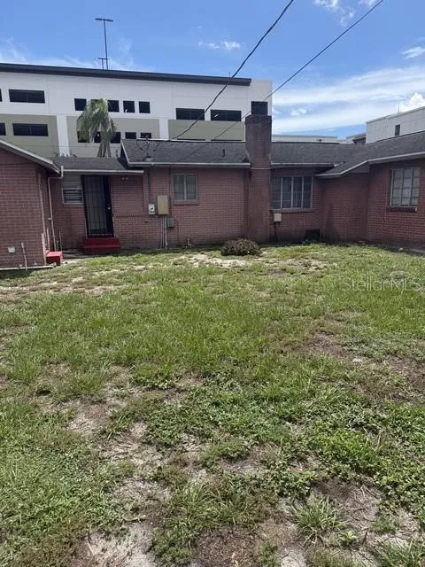 1715 W CARMEN STREET Tampa, FL 33606