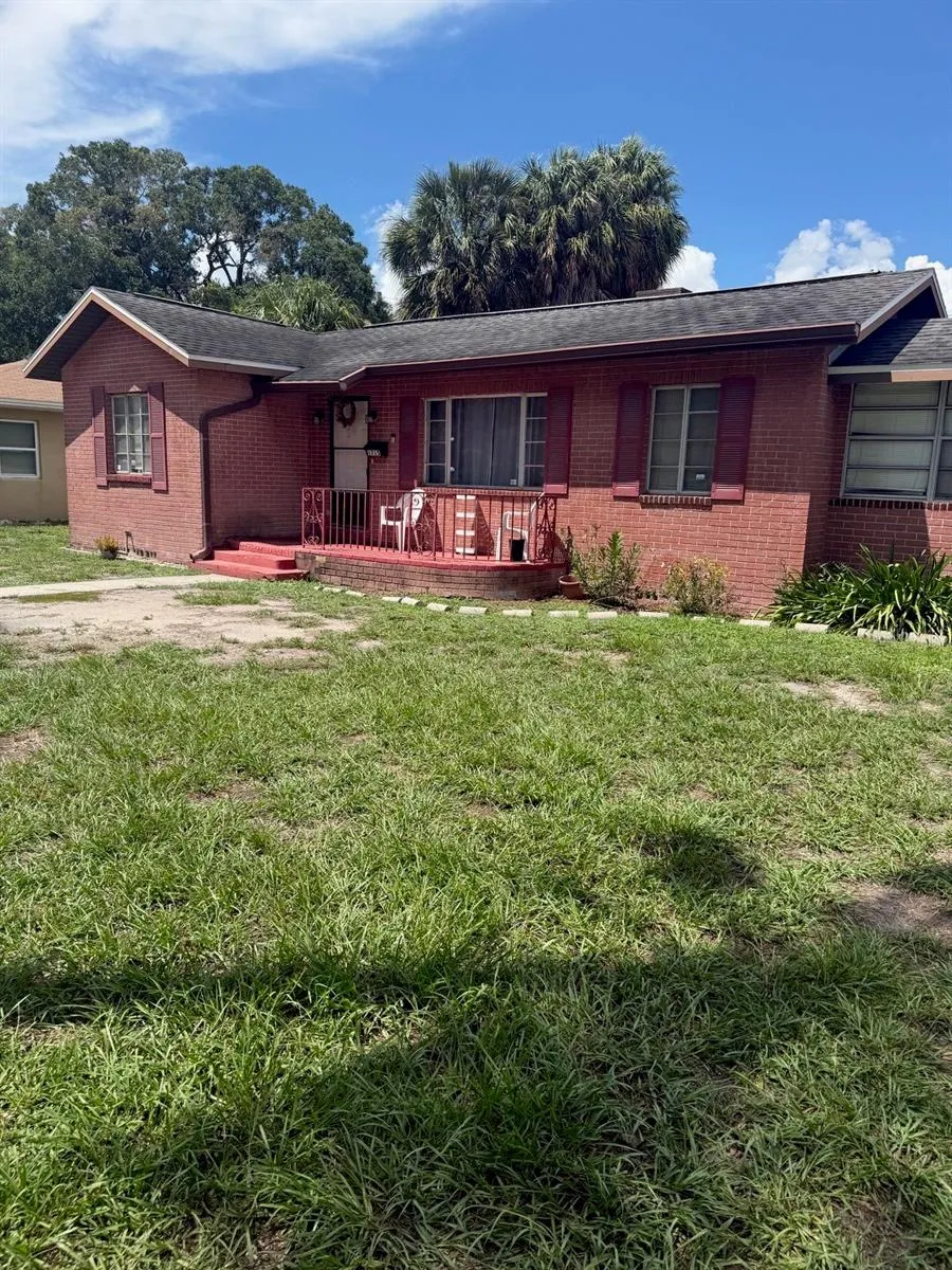 1715 W CARMEN STREET Tampa, FL 33606