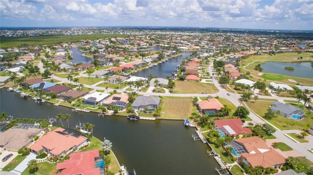 507 MADRID BOULEVARD Punta Gorda, FL 33950