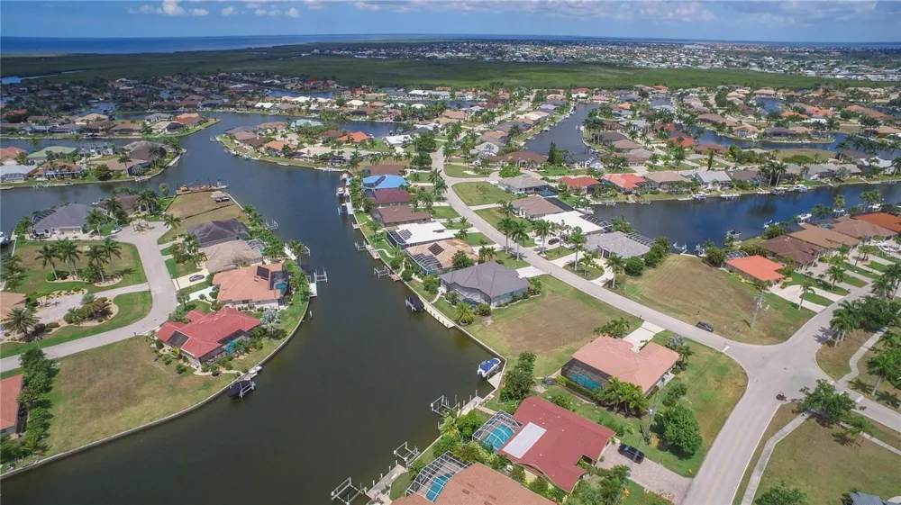 507 MADRID BOULEVARD Punta Gorda, FL 33950