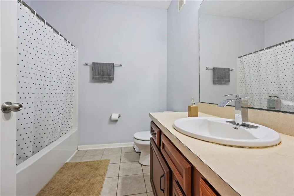 4998 KEY LIME DRIVE #103 Jacksonville, FL 32256