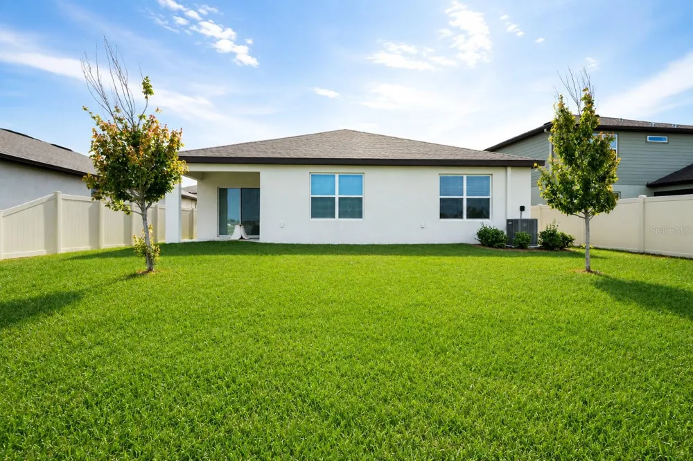 3830 CAPRI COAST DRIVE Plant City, FL 33565