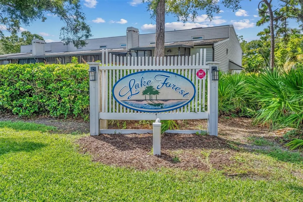 6389 93RD TERRACE #4706 Pinellas Park, FL 33782