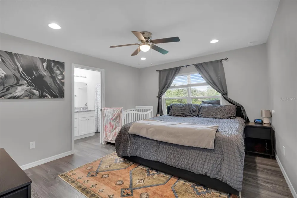 20 MALAUKA CIRCLE Ocklawaha, FL 32179