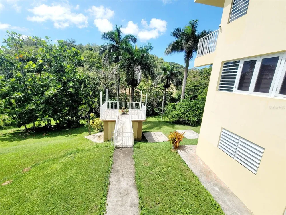 8C CLAVEL ST. Dorado, PR 00646