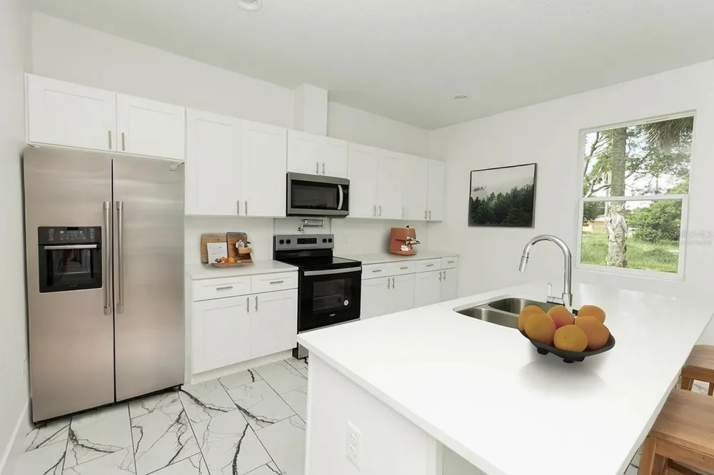 67 W 10TH STREET Apopka, FL 32703