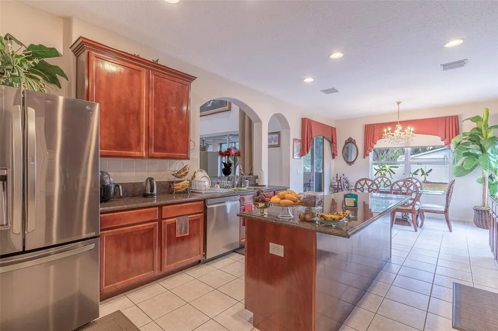 915 HICKORY FORK DRIVE Seffner, FL 33584