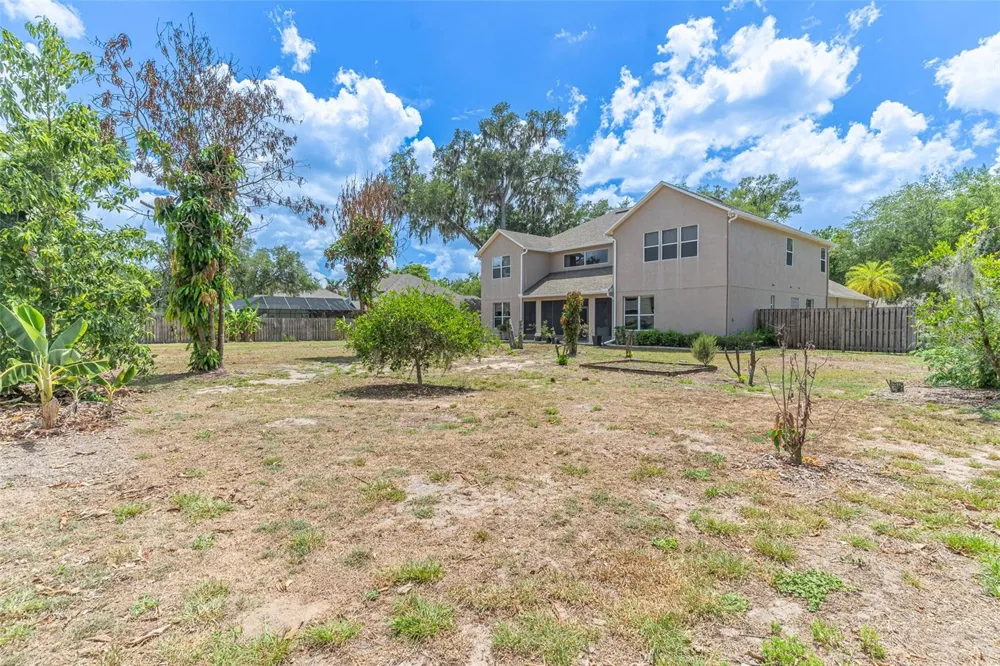 915 HICKORY FORK DRIVE Seffner, FL 33584