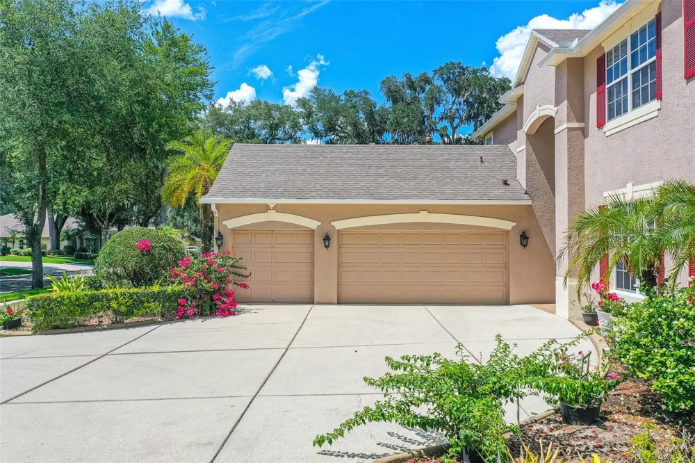 915 HICKORY FORK DRIVE Seffner, FL 33584
