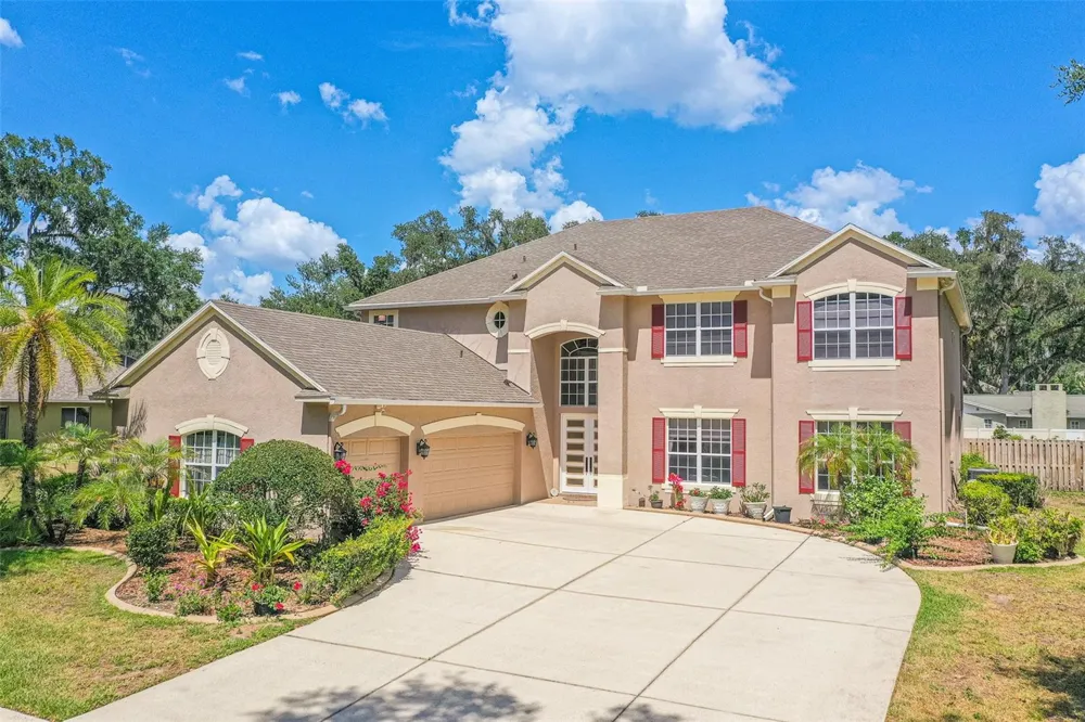 915 HICKORY FORK DRIVE Seffner, FL 33584