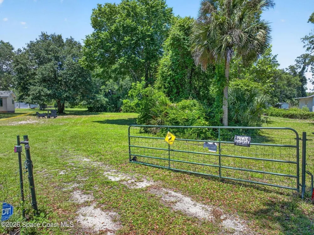 6700 US HIGHWAY 1 Mims, FL 32754