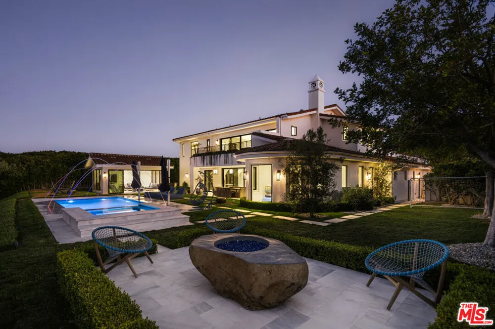 25571 Prado De Azul Calabasas, CA 91302