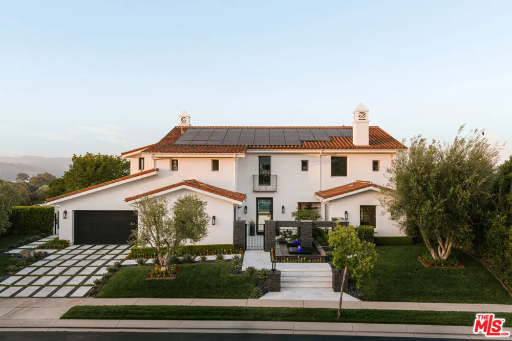 25571 Prado De Azul Calabasas, CA 91302